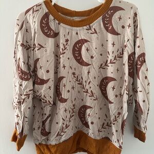 Slouchy Long Sleeves and Bummies